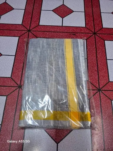 Colouring dhoti with Uttorio